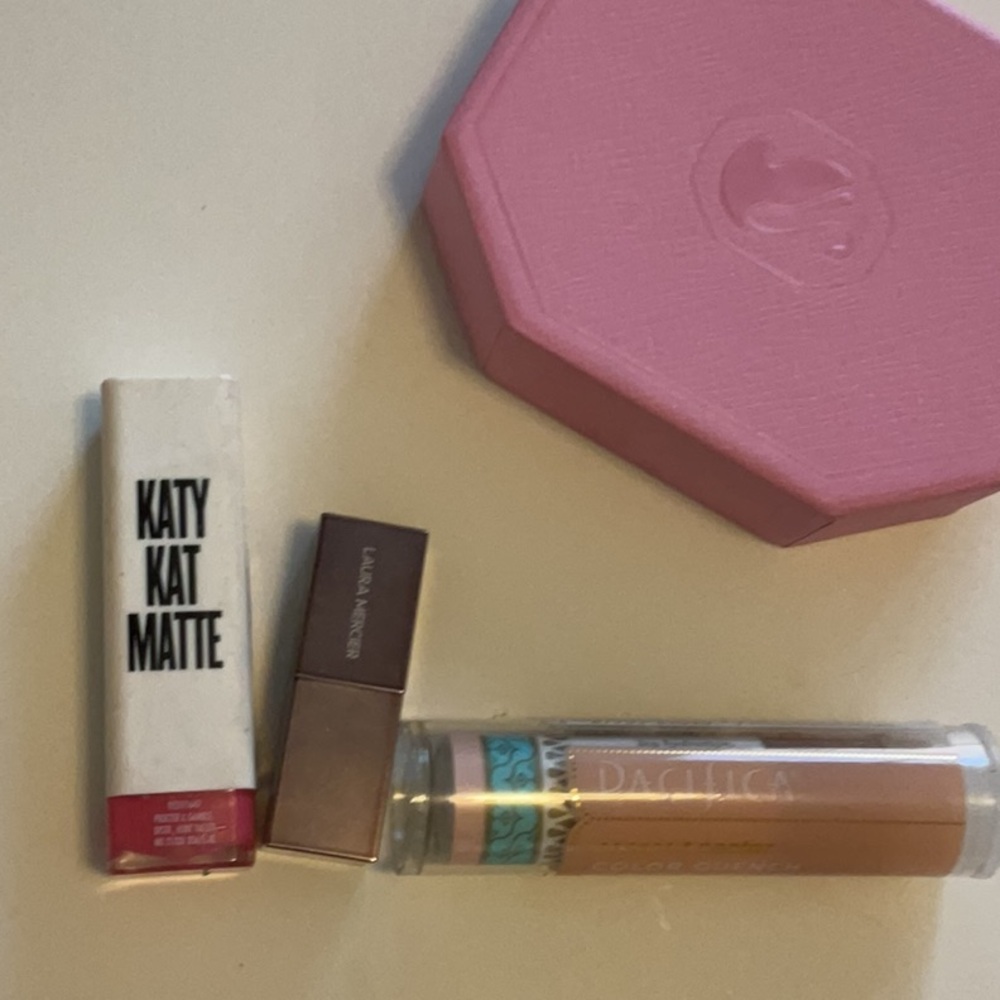 Katy Perry Collections Pink Lipstick Matte Finish